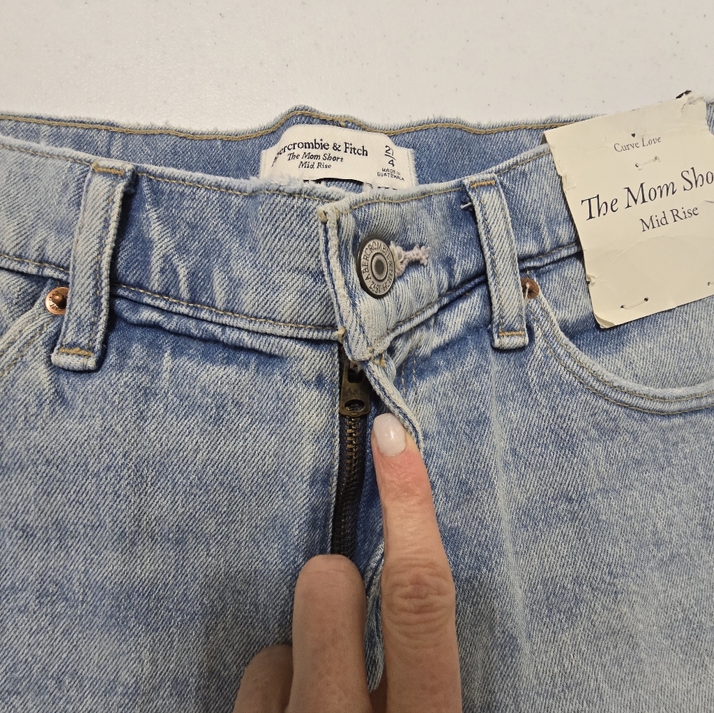 Abercrombie & Fitch Light Blue Denim Jean Shorts - Picture 9 of 12